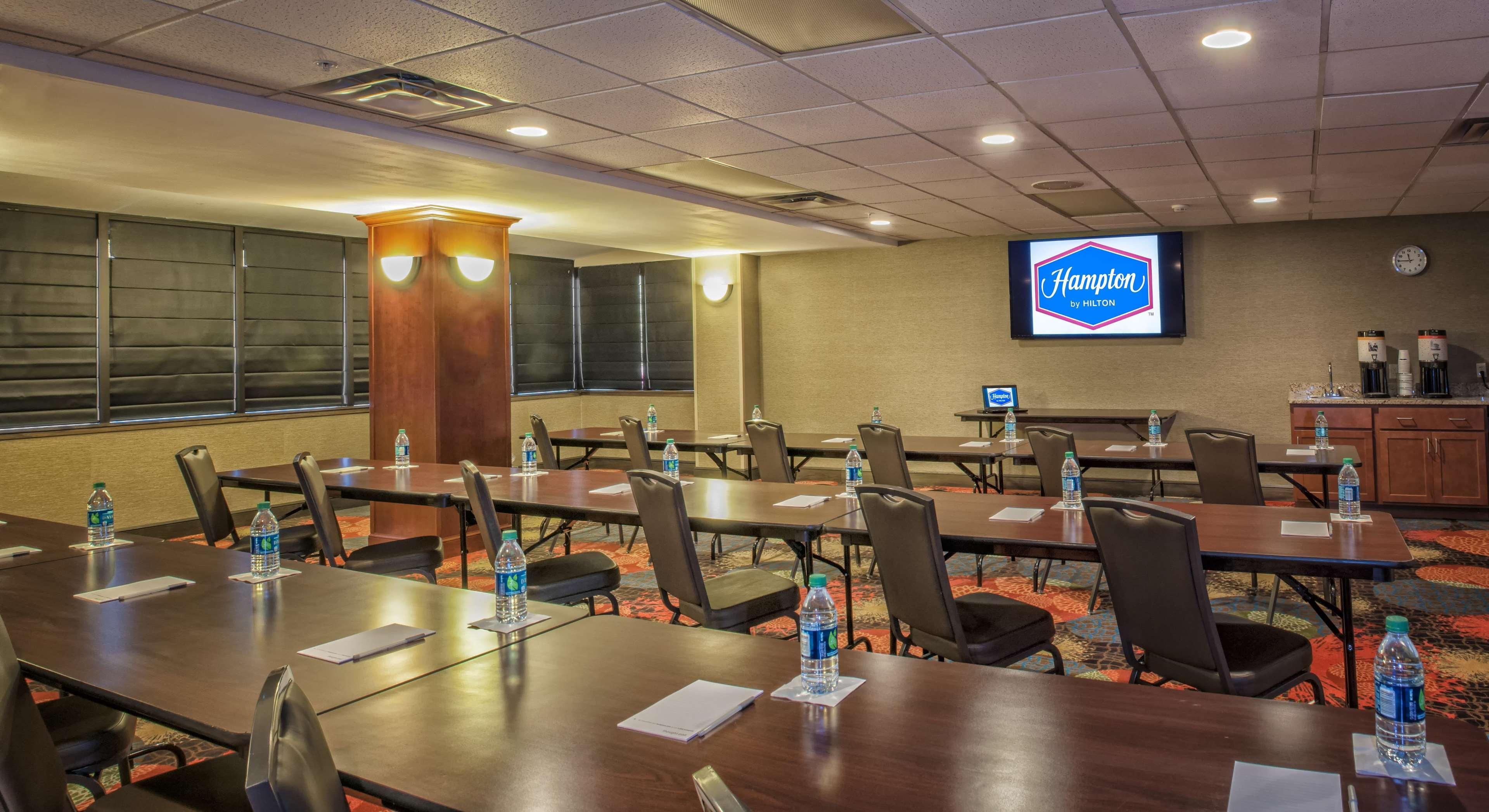 Hampton Inn New Philadelphia Eksteriør bilde