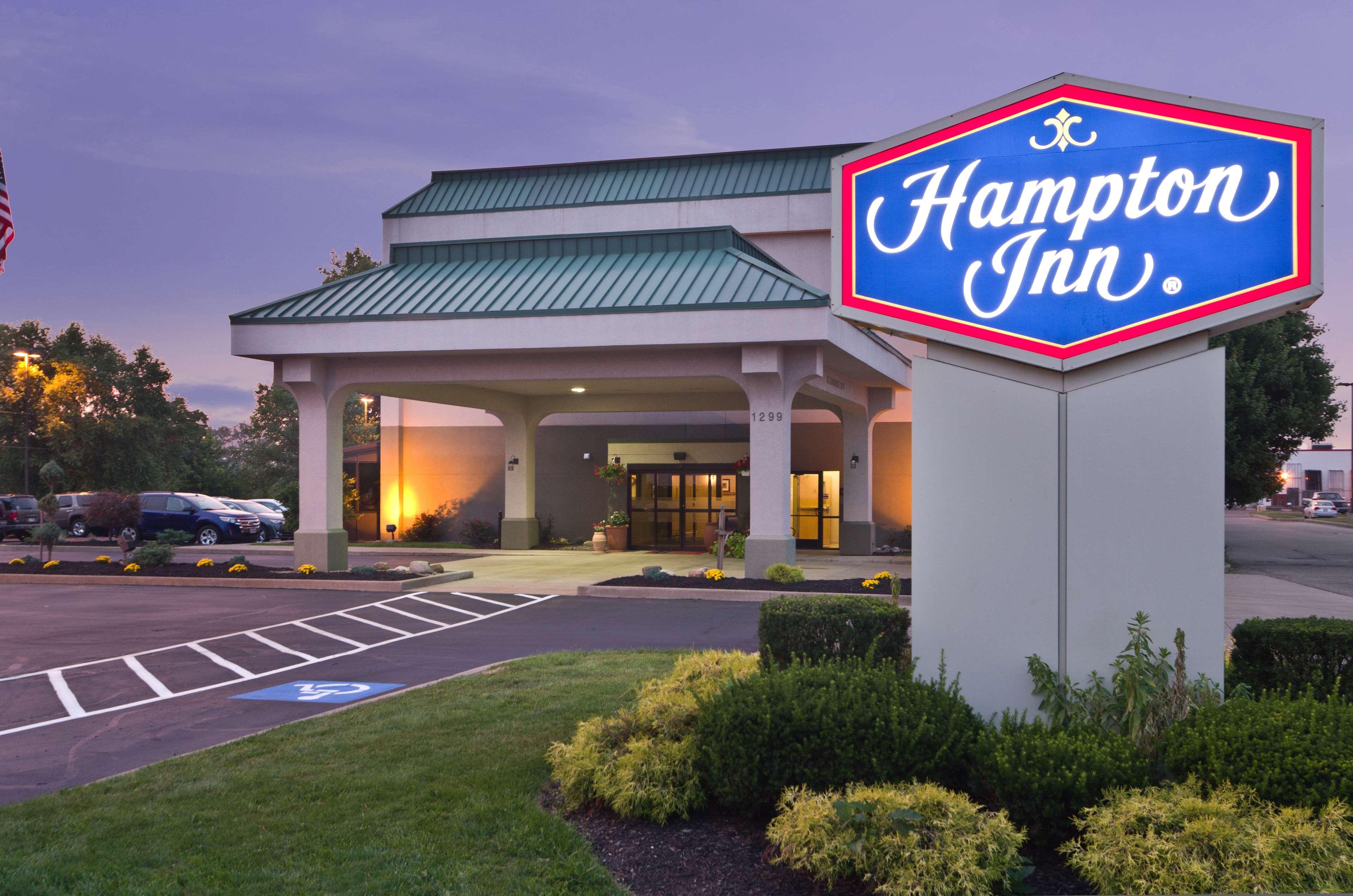 Hampton Inn New Philadelphia Eksteriør bilde