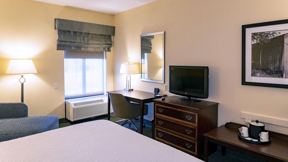 Hampton Inn New Philadelphia Eksteriør bilde