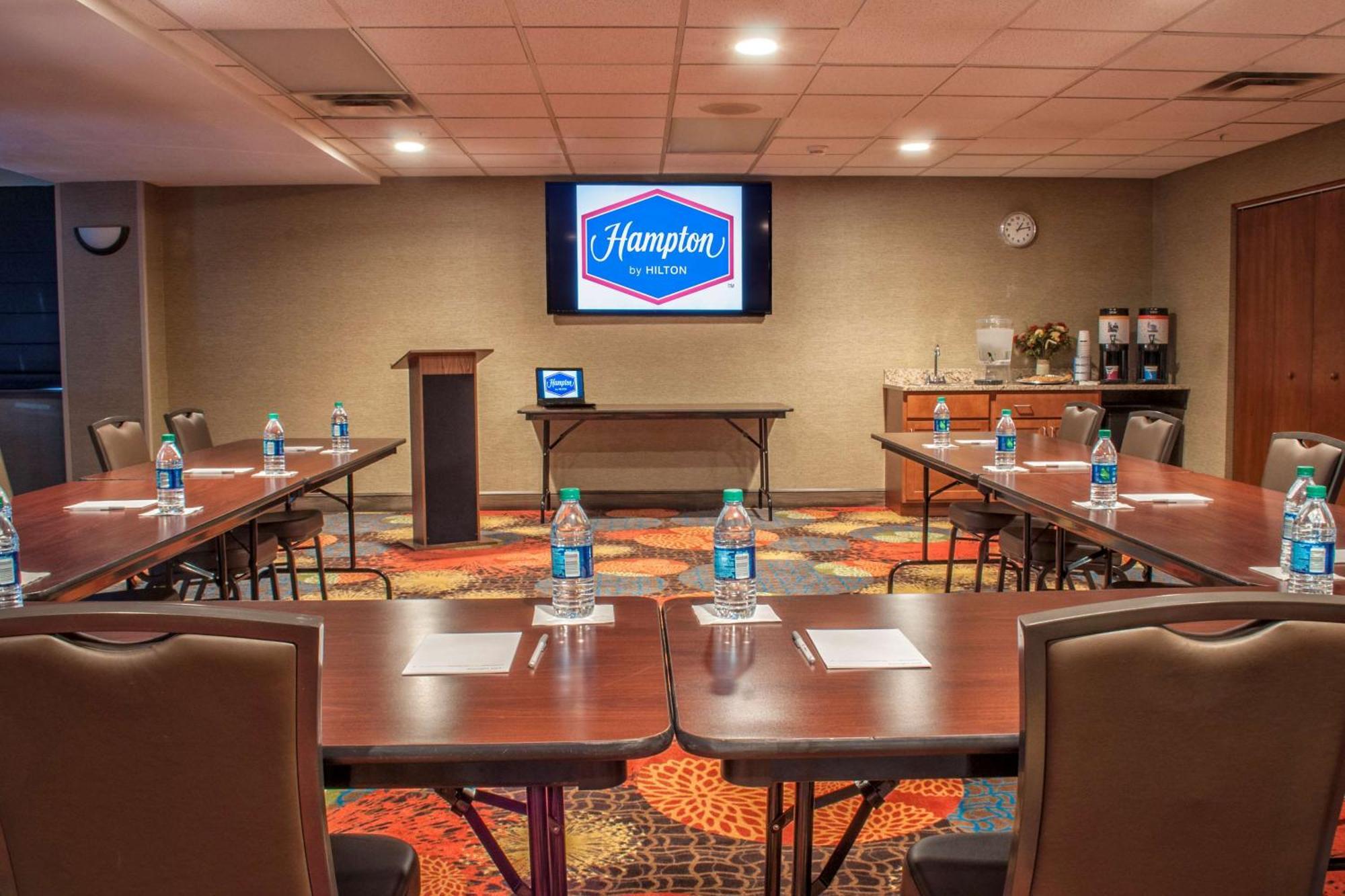 Hampton Inn New Philadelphia Eksteriør bilde
