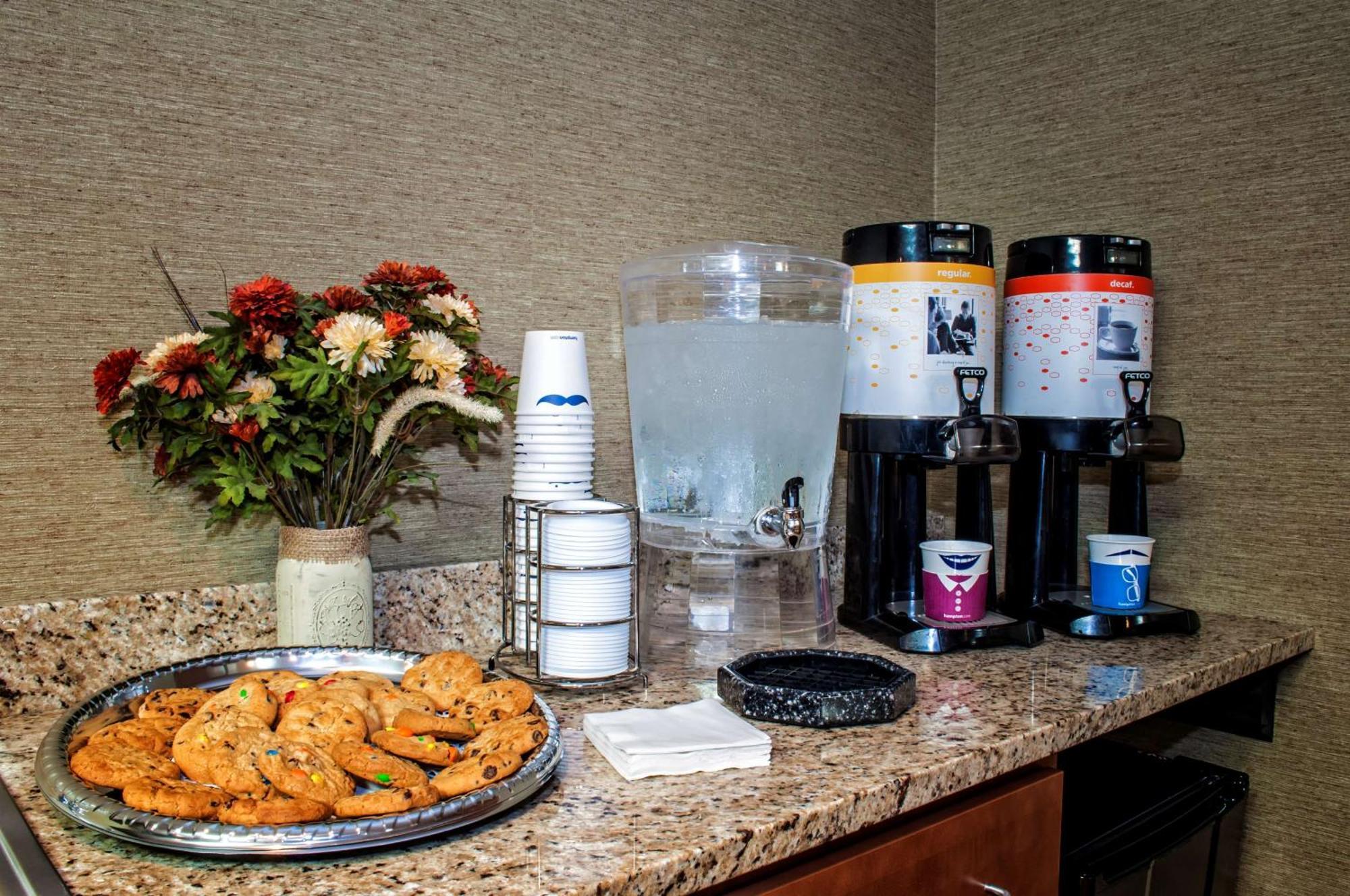 Hampton Inn New Philadelphia Eksteriør bilde